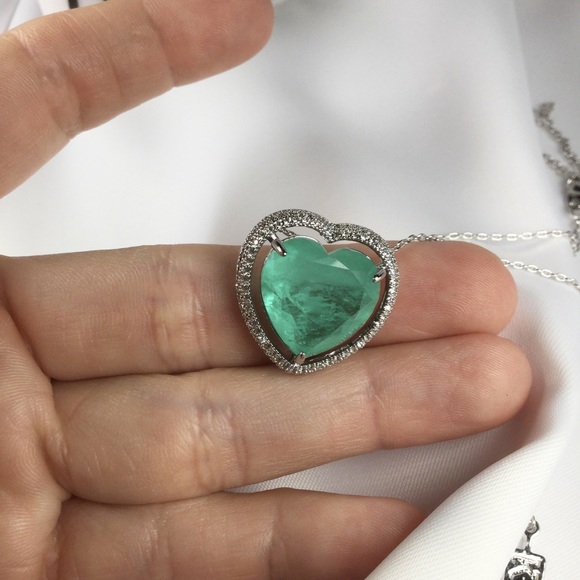 Heart Necklace Colombian Emerald Fusion Gemstone - Picture 5 of 5